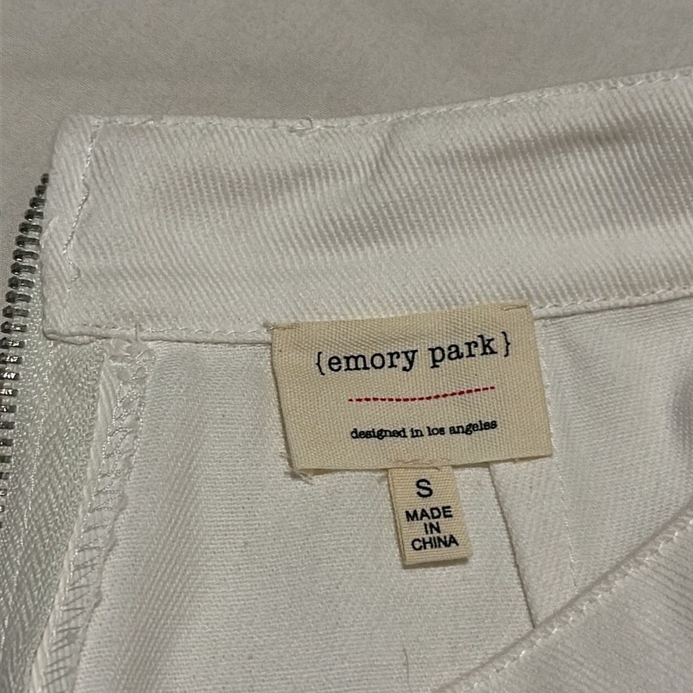 Emory Park White Ruffle Skirt Size S - Picture 5 of 13